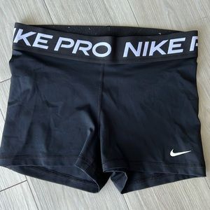 Women’s Nike Pro Short